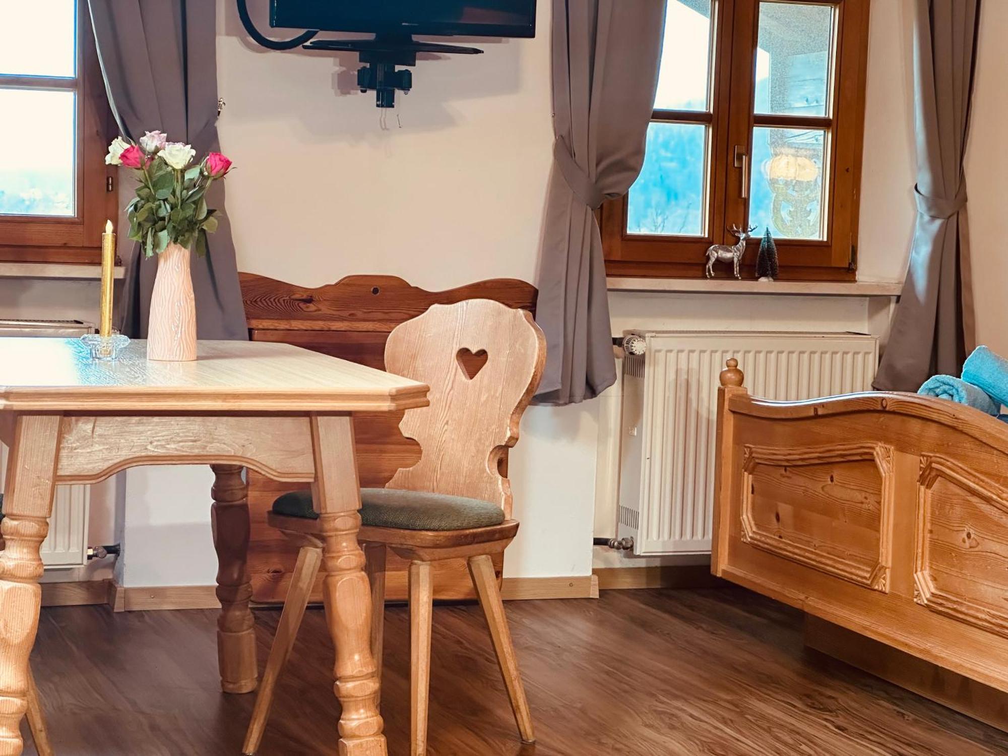 Ferienwohnung Beim Raffner Ruhpolding Room photo